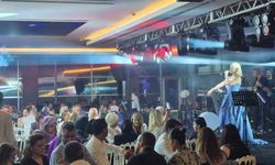 Ferhat Göçer ve Ömür Gedik’ten muhteşem konser