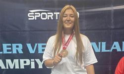Manisalı Boksör Doğa Tezcan Türkiye üçüncüsü oldu