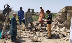 Pakistan’da hissedilen 5,9 büyüklüğündeki deprem paniğe neden oldu