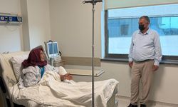 Başkan Pütün, Özke’yi hastanede ziyaret etti