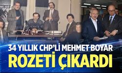34 Yıllık CHP’li Mehmet Boyar Rozeti Çıkardı