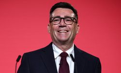 İngiltere’de iktidardaki İşçi Partisi’nin yeni lideri Andy Burnham oldu