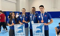 Türkiye Kick Boks Şampiyonası'na Denizlili Sporcular Damga Vurdu