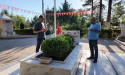 Türkiye’nin dört bir yanından şehit Ömer Halisdemir’in kabrine ziyaret