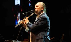 Açıkhava’da Fatih Erkoç’tan zamansız şarkılar