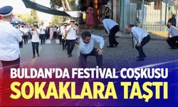 Buldan’da festival coşkusu sokaklara taştı
