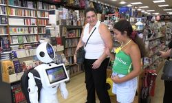 Okul alışverişlerinde robot asistan sürprizi