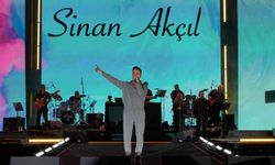 Sinan Akçıl’dan Erzurum’da unutulmaz konser