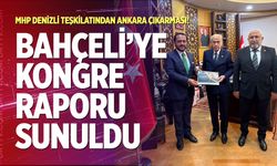 MHP İl Teşkilatı Bahçeli’ye kongre raporunu sundu