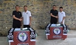 İki genç yetenek Çal Garası’na imzayı attı