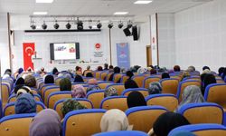 Denizli’de ‘İdeal Din Görevlisi Nasıl Olmalı’ konferansı düzenlendi