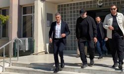 Sanatçı Özcan Deniz, kardeşlerinin hakaret davasında ifade verdi