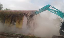 Çivril Karayahşiler Okulu yenileniyor