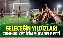 Cumhuriyet turnuvasında kupalar sahiplerini buldu