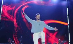 Murat Boz'dan muhteşem sahne!