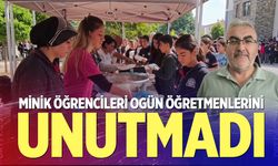 Minik Öğrencileri Ogün Öğretmenlerini Unutmadı