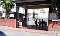 KPSS sınavı yapılan okulda kilitli kalan vatandaş kurtarıldı