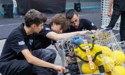 Gençlerin geliştirdiği robotlar parkura çıkıyor
