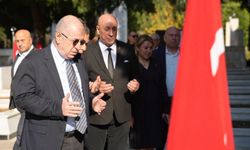 Ümit Özdağ’dan Denizli’de şehit kabirlerine ziyaret