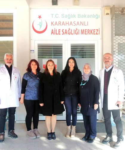 Müdür Öztürk, Karahasanlı’da sağlık hizmetlerini inceledi