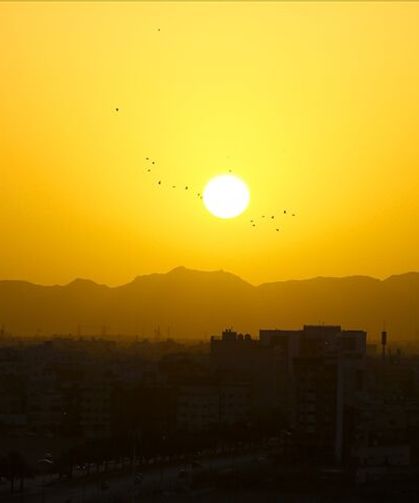 Güneşin zararlı ışınlarına karşı dikkat!