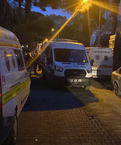 Aydın'da cinayet! Yaşlı çift evlerinde oğlu tarafından bıçaklanarak...