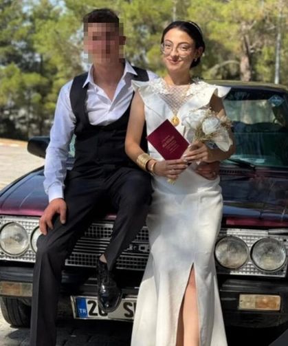 Burdur'da feci kaza! 6 ay önce evlenen genç çifti ölüm ayırdı