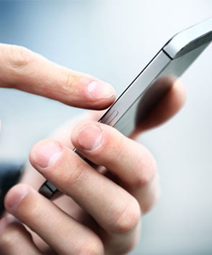 Yatmadan önce telefona bakıyorsanız dikkat!