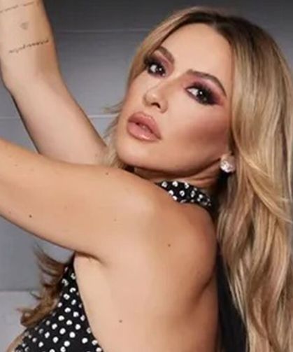 Ramazan paylaşımı tepki çeken Hadise'den açıklama!