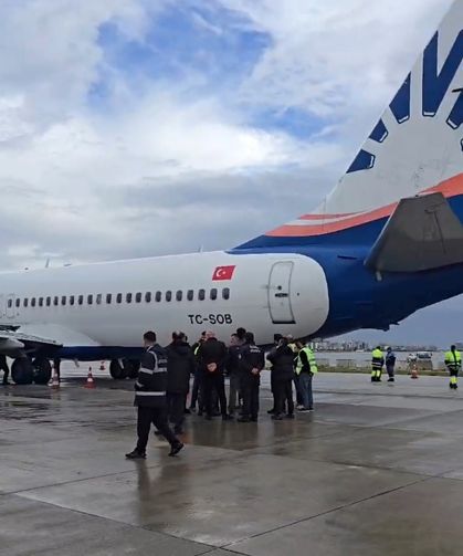 Uçakta panik anları! Antalya Havalimanı'nda kaza...