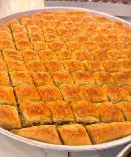 Baklavada bayram hareketliliği