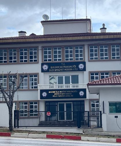 Buldan'da emniyeti yeni binasına taşındı