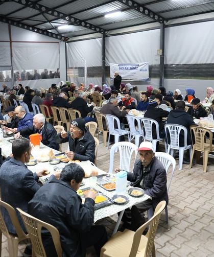 Çameli’de gönül sofraları Emecik Mahallesi’nde kuruldu