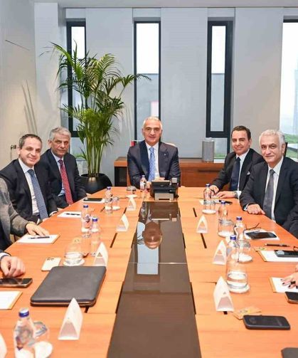Bakan Ersoy’dan 2026 turizmi için kritik toplantı