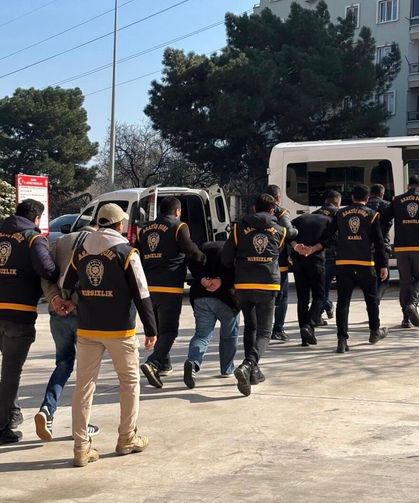 Fabrika hırsızları yakalandı