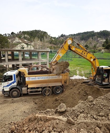Elmalı yolu modern üst yapıya kavuşuyor