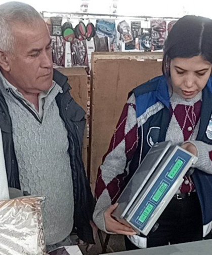 Çameli’de Pazar yerlerinde terazi denetimi yapıldı