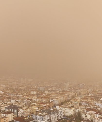 Türkiye'ye giriş yaptı! Gökyüzü kızıla döndü