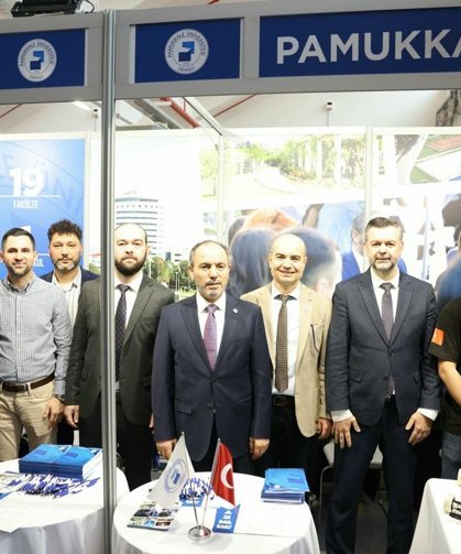 Rektör Güngör, EGEKAF’26’nın açılış programına katıldı