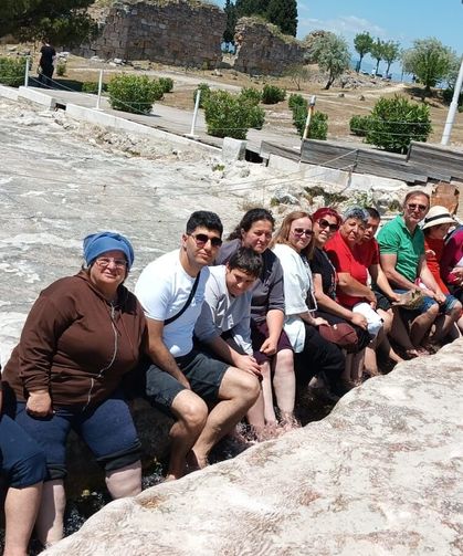 Acıpayam’ın kanatsız melekleri beyaz cenneti gezdi