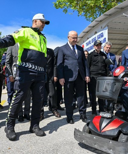 Denizli’de trafik haftası kutlamaları: Küçük "Dedektifler" iş başında!