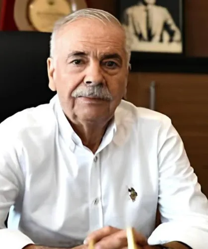 Bir belediye başkanı daha CHP'den istifa etti