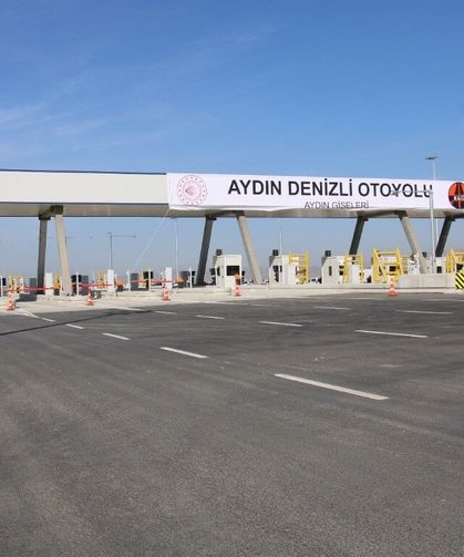 Aydın-Denizli Otoyolunda yol çalışması