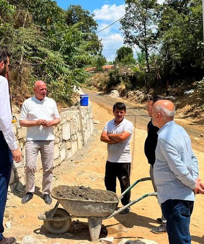 Hem çalışmaları inceledi hem vatandaşı dinledi: Başkan Kumral sahada!