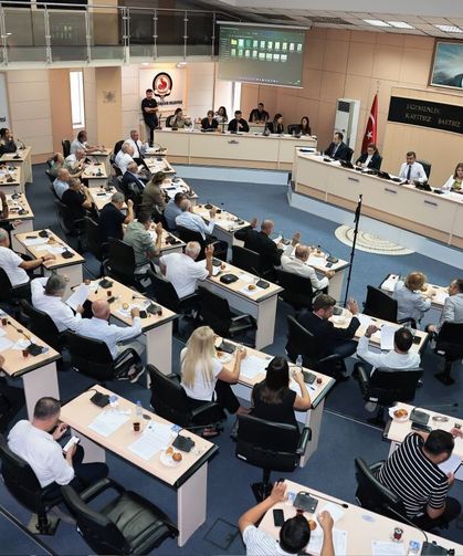 Büyükşehir Meclisi’nde Gündem Ulaşım, Üretim ve Kentlilik