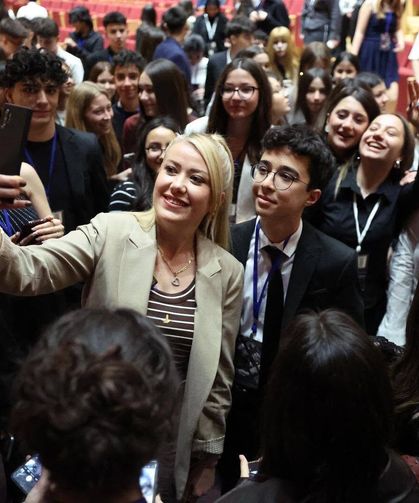 Merkezefendi’de Öğrenim Desteği Başvuruları Başladı