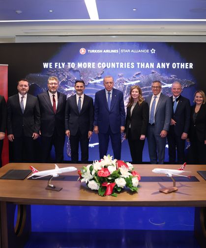 THY, 150 adede kadar yolcu uçağı siparişi için Boeing'le anlaşma imzaladı