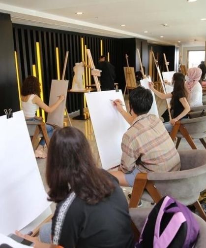 Yüzüncü Yıl Gençlik ve Yaşam Merkezi’nde Kurs Kayıtları Başladı