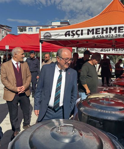 Başkan Orpak Buldan’daki Okul Kermesine Katıldı