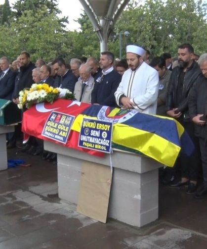 Fenerbahçe’nin efsanesi Şükrü Ersoy son yolculuğuna uğurlandı